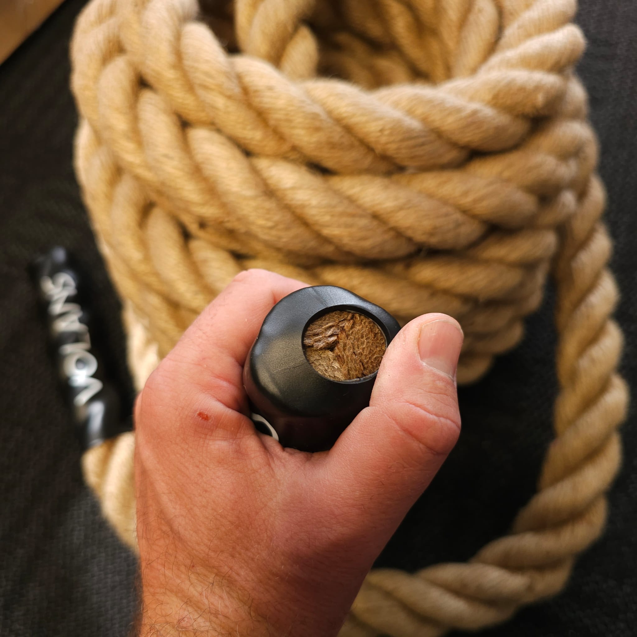 Volans 50mm Jute Battle Ropes with floor anchor - 9m, 12m or 15m - Image 4